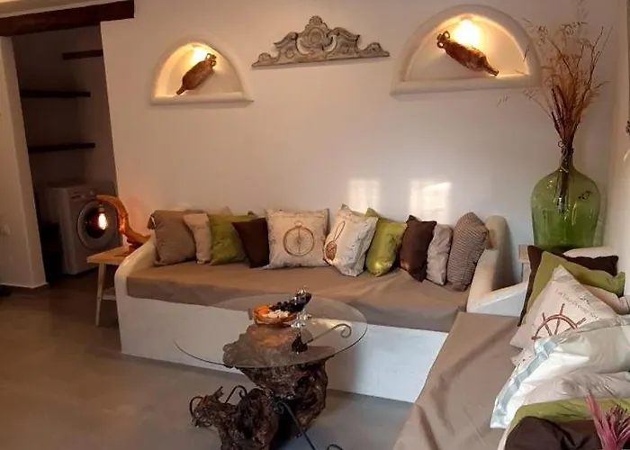 شقة Siroccos Vlichadia