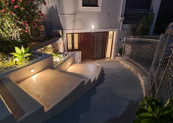 Siroccos Appartement Vlichadia